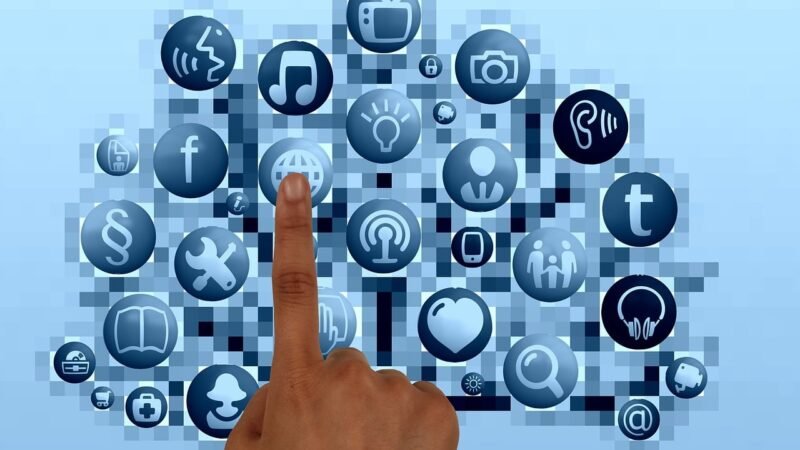 O Experimento Social que Revelou o Pior e o Melhor da Internet